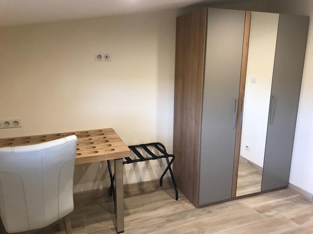 Chambres D'Hotes & Champagne Douard La Chapelle-Monthodon Esterno foto