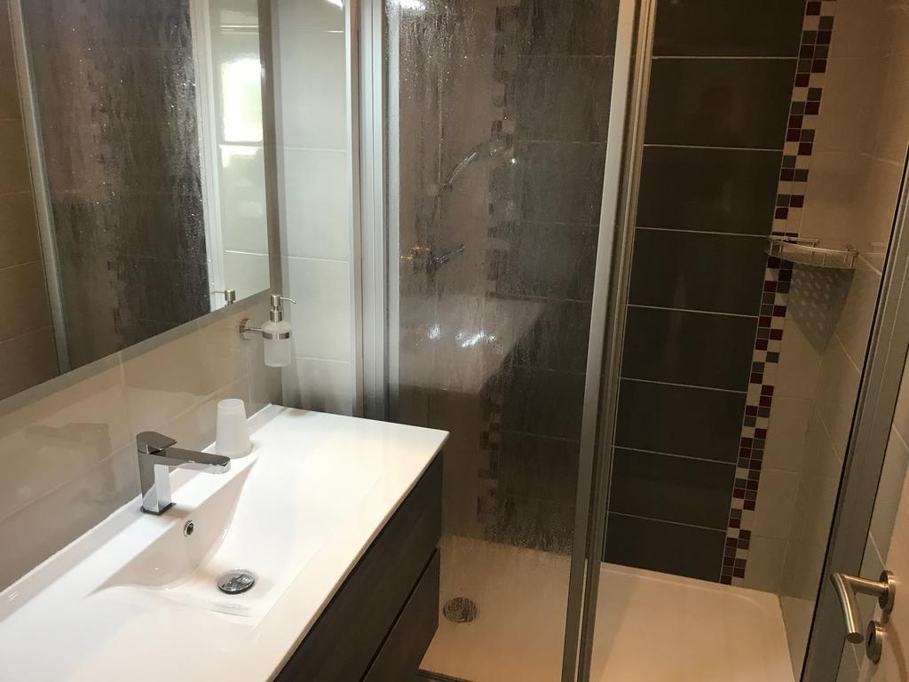 Chambres D'Hotes & Champagne Douard La Chapelle-Monthodon Esterno foto